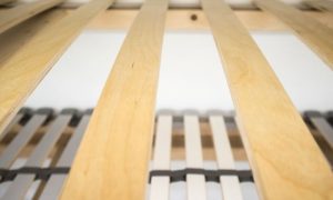 Una base del letto consumata